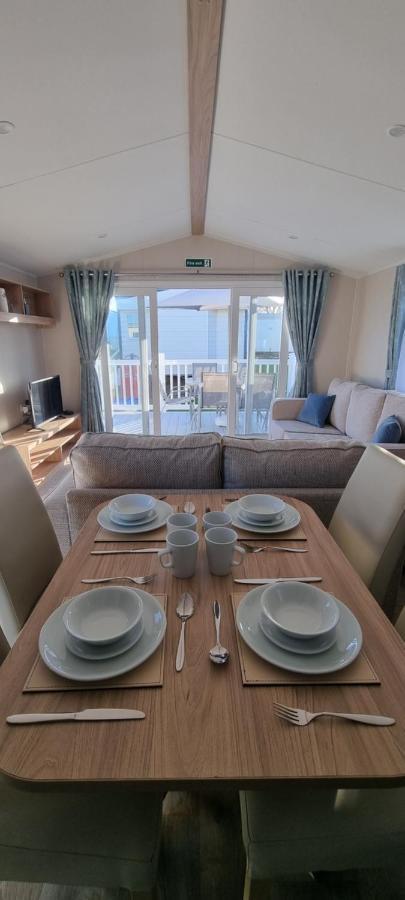 Parkview Caravan California Cliffs Great Yarmouth Exteriör bild
