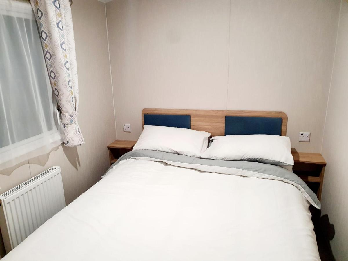 Parkview Caravan California Cliffs Great Yarmouth Exteriör bild