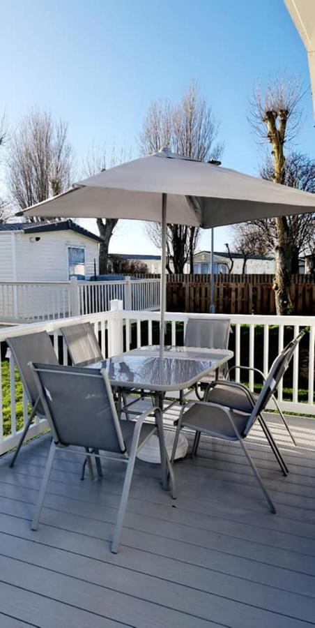 Parkview Caravan California Cliffs Great Yarmouth Exteriör bild